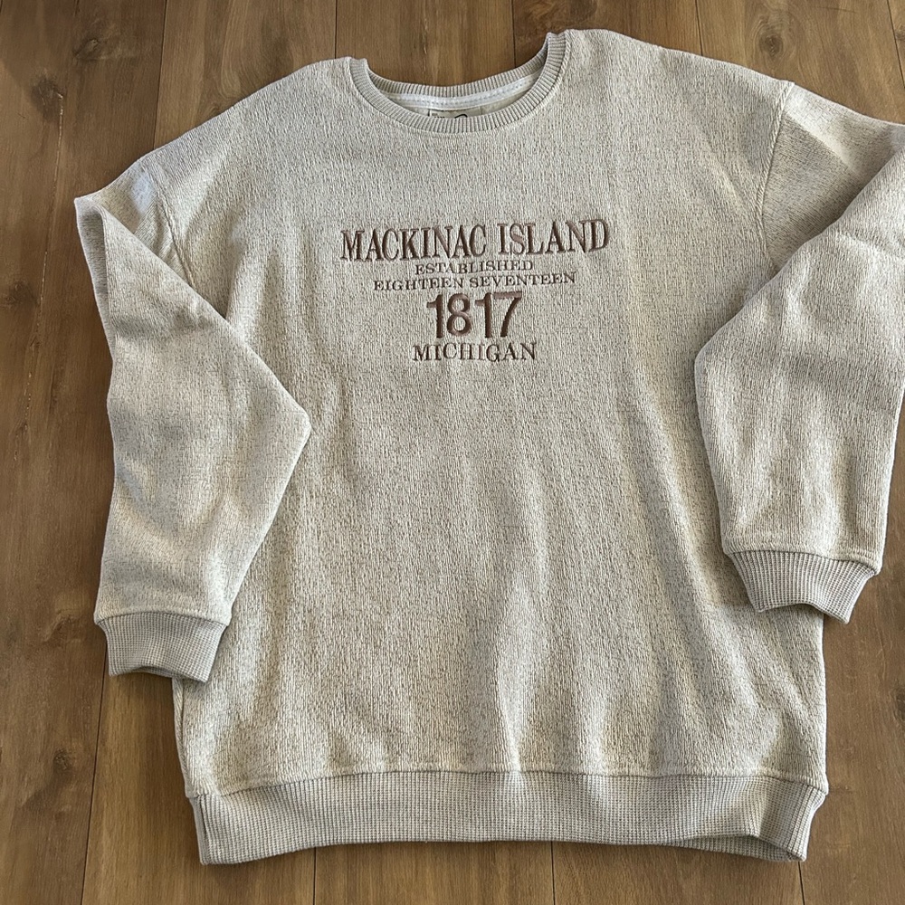 Mackinac Island off white Sweatshirt XXL